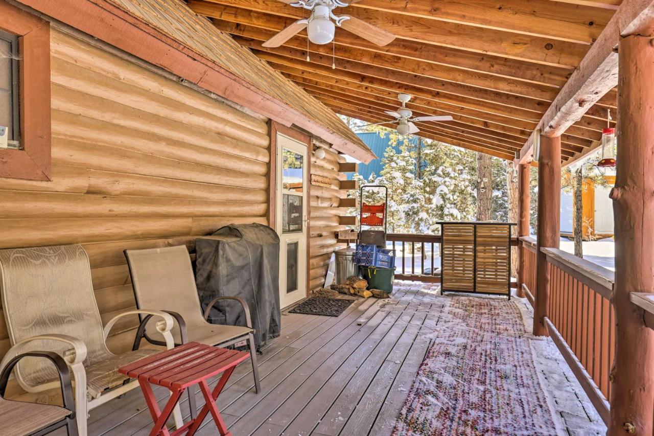 Rustic Duck Creek Village Cabin With Fire Pit! Eksteriør billede