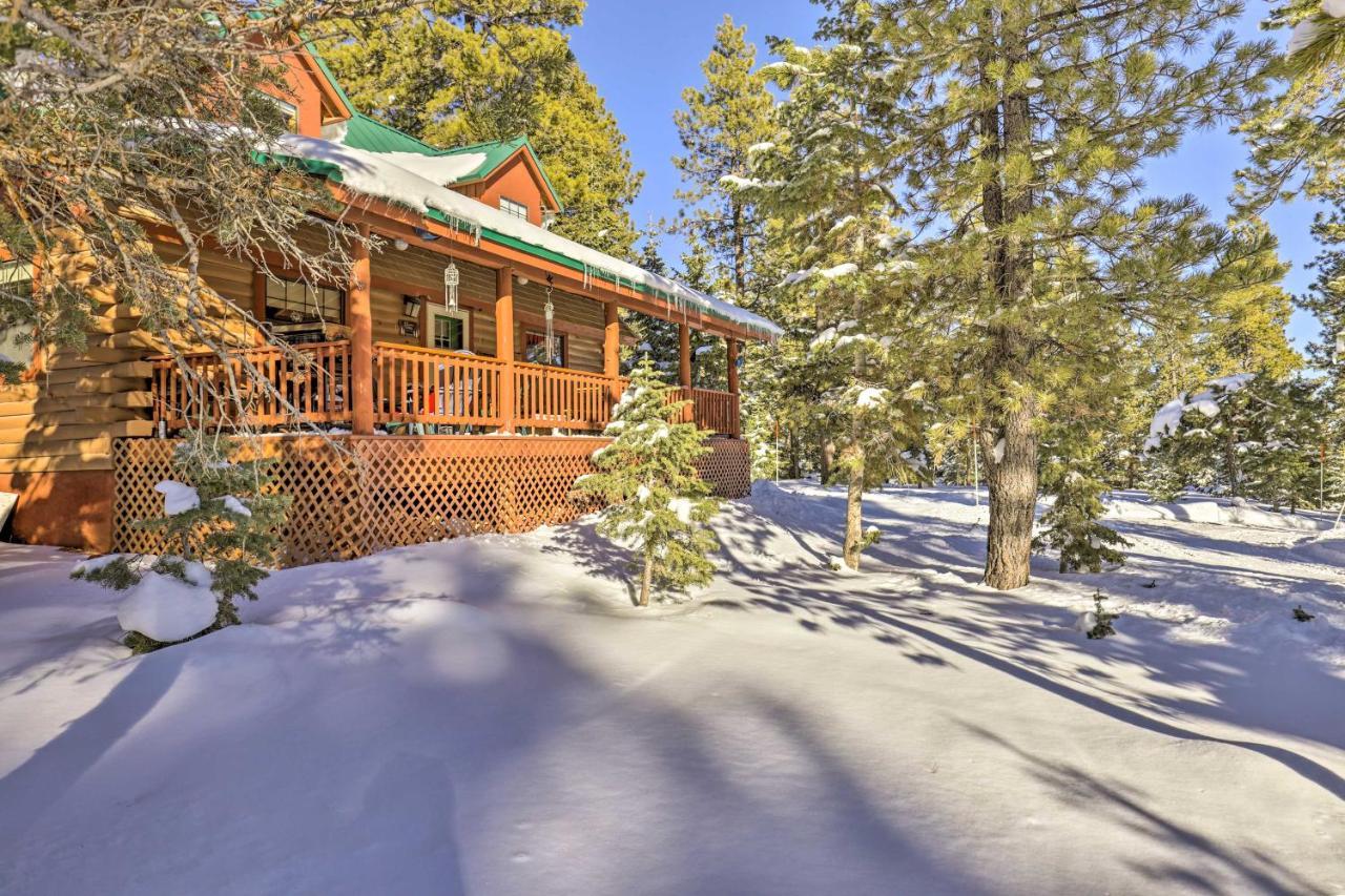 Rustic Duck Creek Village Cabin With Fire Pit! Eksteriør billede